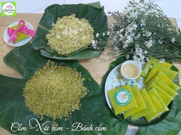 Chợ Cốm Mễ Trì Hạ tấp nập người mua bán đặc sản cốm trong ngõ 57 Hà Nội