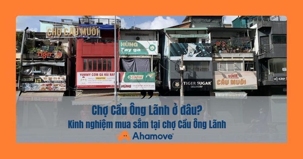 Khung cảnh Chợ Đầu mối Nam Cầu Bính lúc sáng sớm với hoạt động sắp xếp hàng hóa