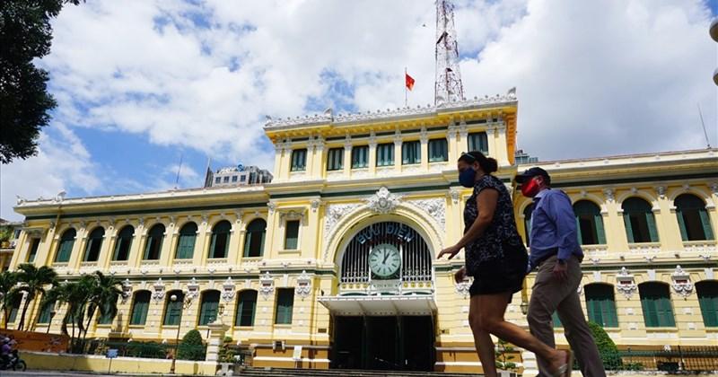 Huong dan duong di bo tu Nha hat Thanh pho den Eximbank Dong Khoi