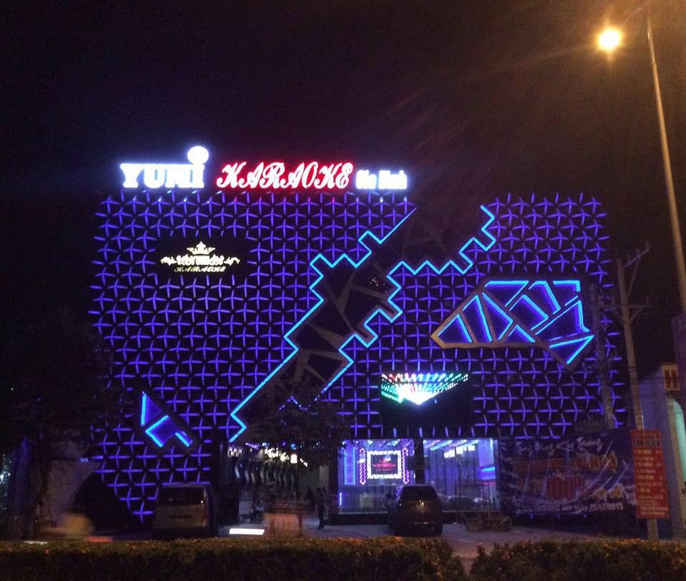 Không gian sang trọng và tiện nghi của phòng VIP tại Karaoke Yumi Nguyễn Chí Thanh Thủ Dầu Một Bình Dương