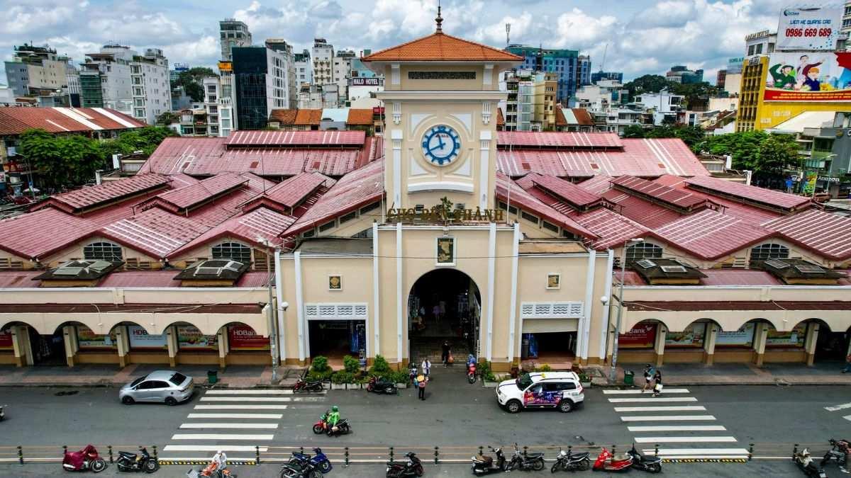 Nông sản tươi ngon bày bán tại chợ Long Phú Long Thành, Đồng Nai.