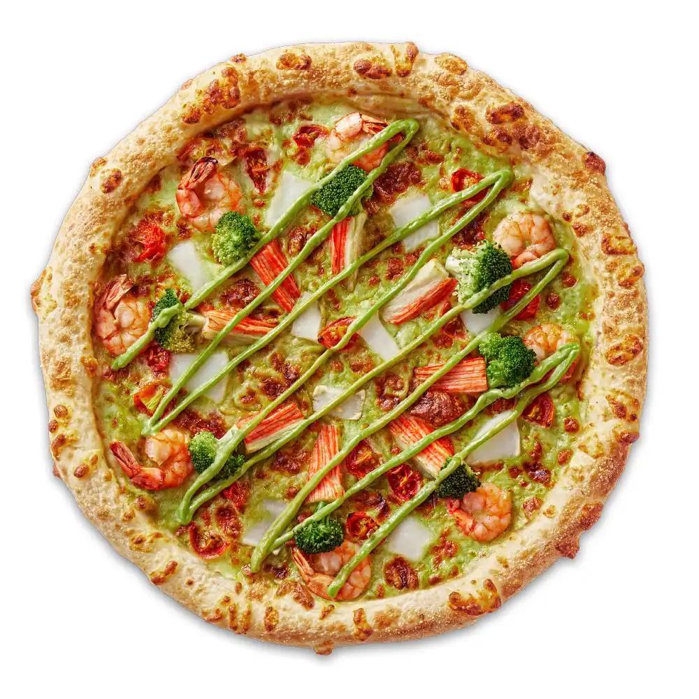 Hình ảnh một chiếc pizza hấp dẫn trong thực đơn của Pizza Hut Dĩ An