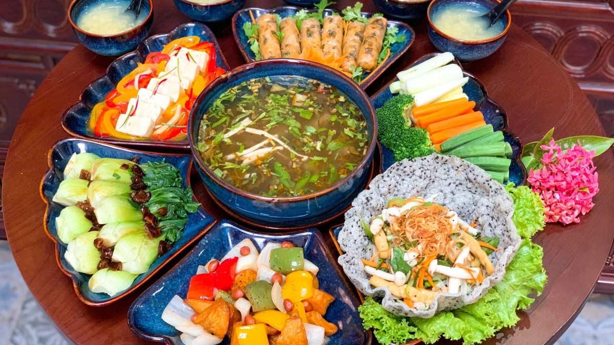 Tổng hợp các quán ăn ngon và hấp dẫn tại Phố Phạm Thận Duật được nhiều người ưa thích