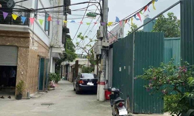 Các tiện ích công cộng và cửa hàng gần khu vực ngõ 37 Đại Đồng
