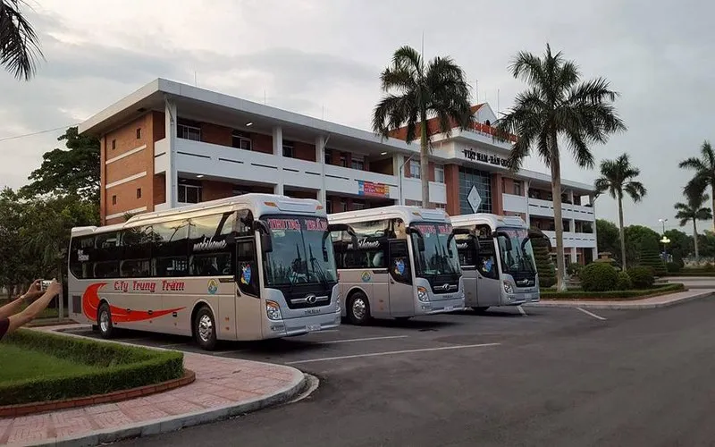 Trải nghiệm đi xe khách Trung Trầm trên QL7 Nghệ An
